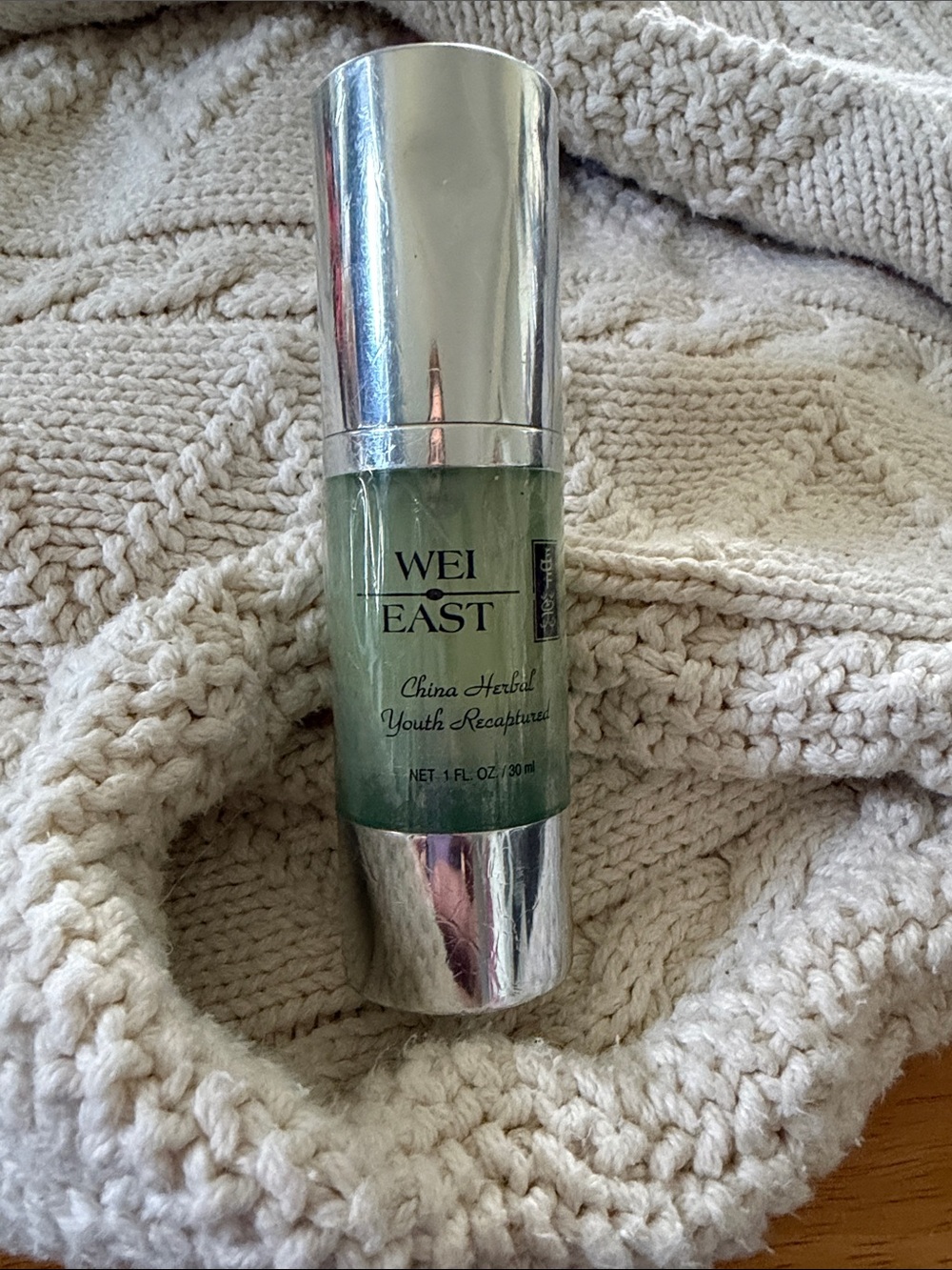 Wei East China Herbal Youth Recapture Serum - Green & Silver still in packaging